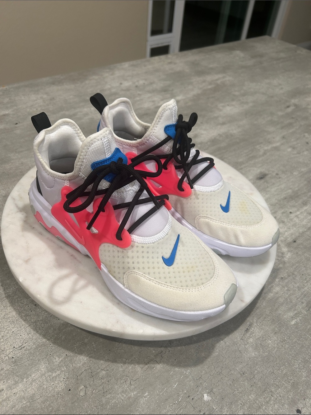 Nike React Presto white Hyper pink sneakers 6.5Y